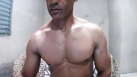 strongdaddyfantastic online show from 13, 7, 2026