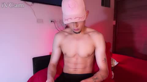 stronghardlatino online show from 16, 12, 2025