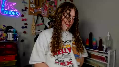 Strwbby online show from 18, 4, 2026