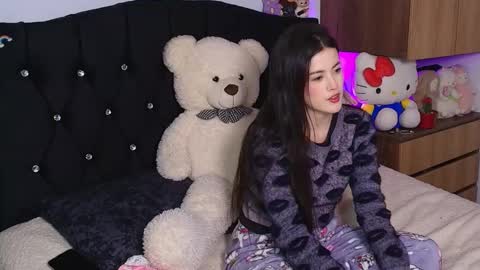 Snapshot of sttrawberry chatting on 19, 11, 2025 sttrawberry online show from 19, 11, 2025