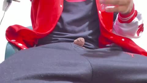 Snapshot of studmarkos chatting on 27, 12, 2024 mark online show from 27, 12, 2024