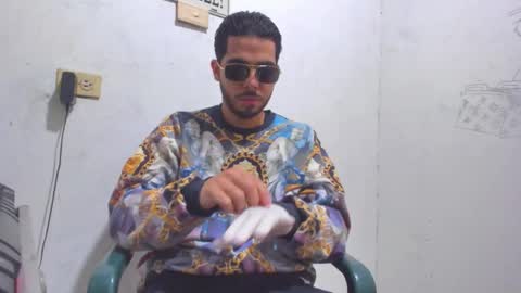 Snapshot of studmarkos chatting on 19, 1, 2025 mark online show from 19, 1, 2025