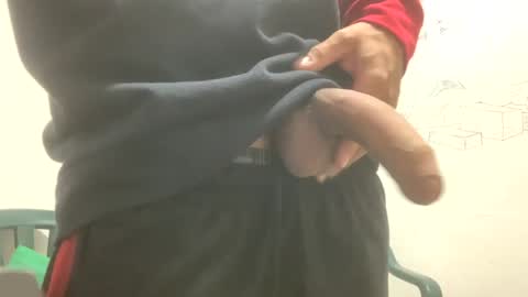 Snapshot of studmarkos chatting on 7, 2, 2025 mark online show from 7, 2, 2025