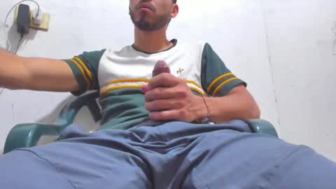 Snapshot of studmarkos chatting on 20, 2, 2025 mark online show from 20, 2, 2025