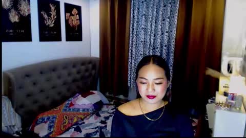 Snapshot of studqueendomi chatting on 19, 4, 2026 studqueendomi online show from 19, 4, 2026