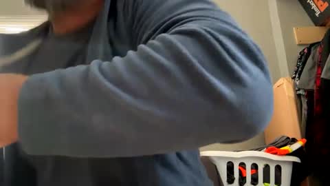 Snapshot of suavecito67 chatting on 11, 12, 2024 suavecito67 online show from 11, 12, 2024