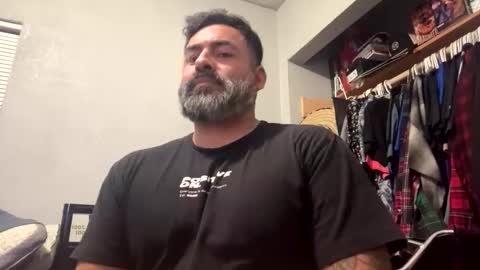 Snapshot of suavecito67 chatting on 31, 10, 2025 suavecito67 online show from 31, 10, 2025