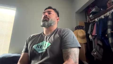 Snapshot of suavecito67 chatting on 1, 2, 2026 suavecito67 online show from 1, 2, 2026