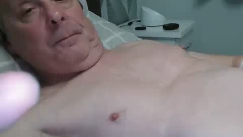 Snapshot of suckablehead6969 chatting on 4, 3, 2025 Julie online show from 4, 3, 2025