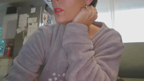 Snapshot of sucrette5629 chatting on 24, 12, 2024 sucrette5629 online show from 24, 12, 2024