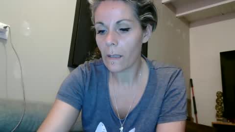 Snapshot of sucrette5629 chatting on 7, 3, 2025 sucrette5629 online show from 7, 3, 2025