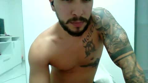 Snapshot of suetsemsay chatting on 13, 10, 2025 suetsemsay online show from 13, 10, 2025