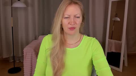 sugamomy online show from 17, 12, 2025