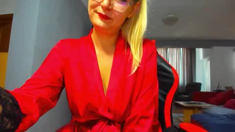 Snapshot of sugar_mayy chatting on 23, 9, 2025 May online show from 23, 9, 2025