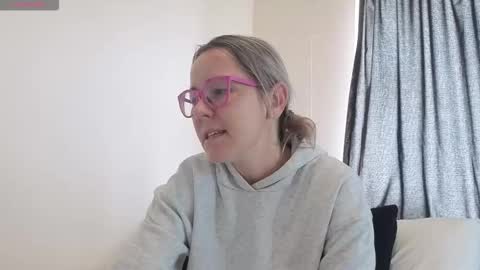 Snapshot of sugar_spice_all_things_nice chatting on 30, 9, 2025 Sugar 4pm-8pm CAT Mon-Fri online show from 30, 9, 2025