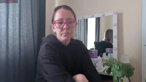 Snapshot of sugar_spice_all_things_nice chatting on 2, 10, 2025 Sugar 4pm-8pm CAT Mon-Fri online show from 2, 10, 2025