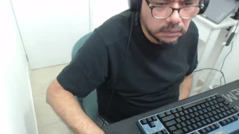 Johnny online show from 13, 4, 2026