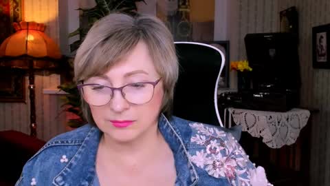 Vivien online show from 18, 1, 2025