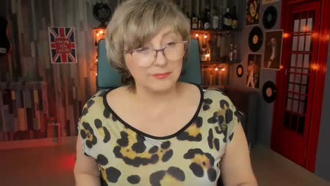 Vivien online show from 26, 1, 2025