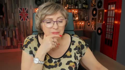 Vivien online show from 26, 1, 2025