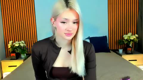 sugarwhisper online show from 15, 4, 2026