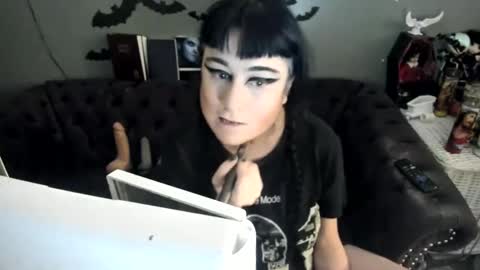 Snapshot of sugary_sweet chatting on 16, 9, 2025 Sugary online show from 16, 9, 2025