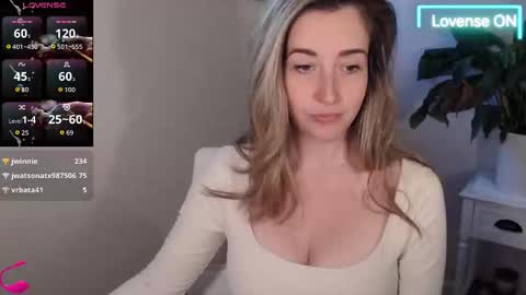 Snapshot of suggestivebehavior chatting on 1, 10, 2025 Mia online show from 1, 10, 2025