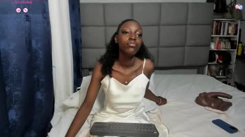 suhaila_suu online show from 28, 11, 2025