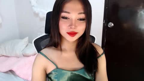 Snapshot of sultry_cyramore chatting on 18, 10, 2025 sultry cyramore online show from 18, 10, 2025