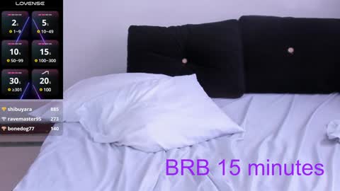 Snapshot of sumeragi_cat chatting on 6, 12, 2024 Nicolle  online show from 6, 12, 2024