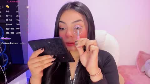 Snapshot of sumersunsett chatting on 20, 12, 2025 sumersunsett online show from 20, 12, 2025