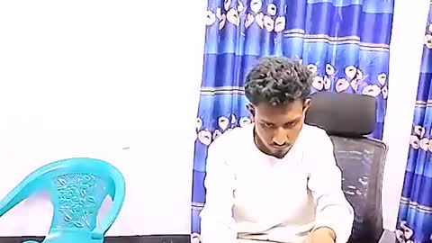 Snapshot of sumonbigboy215042 chatting on 2, 2, 2026 sumonblgboyr online show from 2, 2, 2026