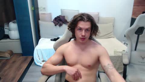 Snapshot of sunny1girl chatting on 25, 5, 2026 Alice and Sergey online show from 25, 5, 2026