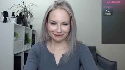 Naomi online show from 3, 1, 2025