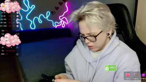 Snapshot of sunny_mood chatting on 11, 11, 2025 sunny mood online show from 11, 11, 2025
