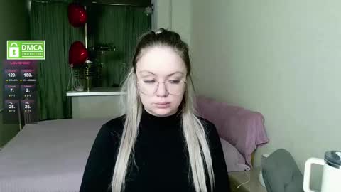 Snapshot of sunny_mood chatting on 19, 2, 2026 sunny mood online show from 19, 2, 2026