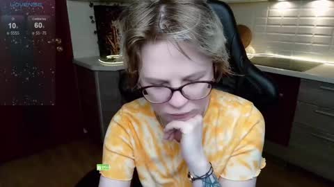 Snapshot of sunny_mood chatting on 16, 5, 2026 sunny mood online show from 16, 5, 2026