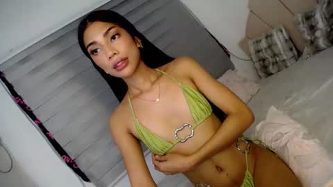 Snapshot of sunny_sexie chatting on 1, 7, 2026 sunny_sexie online show from 1, 7, 2026