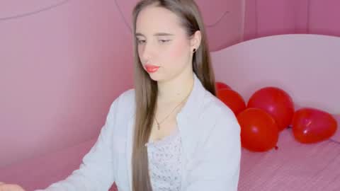 Snapshot of sunnybunnyy5 chatting on 20, 2, 2026 Liza online show from 20, 2, 2026