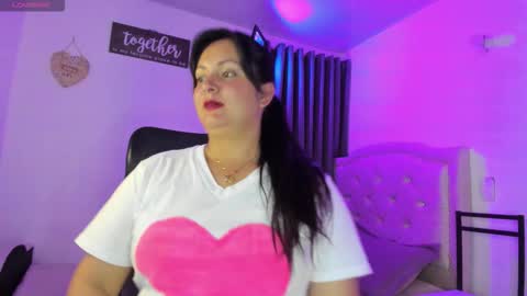 sunnycurvymf online show from 10, 11, 2025