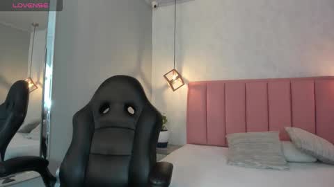  S U N N Y online show from 23, 10, 2025