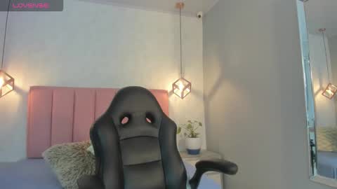  S U N N Y online show from 7, 11, 2025