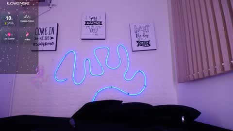  Sunny  online show from 18, 2, 2025