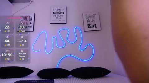  Sunny  online show from 10, 3, 2025