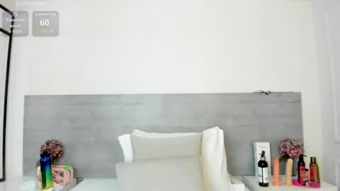 sunnywhitee online show from 28, 5, 2026