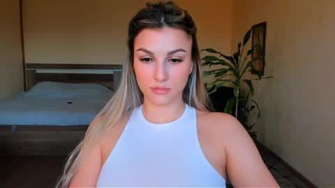 Snapshot of sunsetwithava chatting on 11, 3, 2026 sunsetwithava online show from 11, 3, 2026