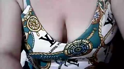 Snapshot of sunshine_38 chatting on 27, 12, 2024 sunshine_38 online show from 27, 12, 2024