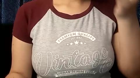 Annie online show from 10, 2, 2025