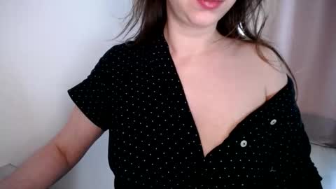 Snapshot of sunshine_in_your_life chatting on 1, 6, 2026 sunshine_in_your_life online show from 1, 6, 2026