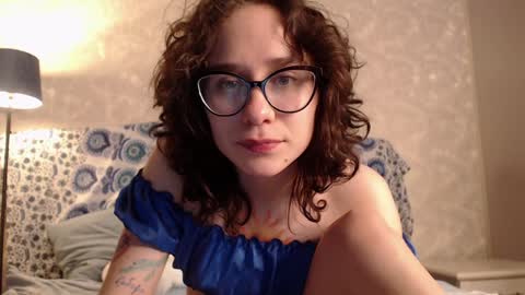 Hella online show from 4, 2, 2025